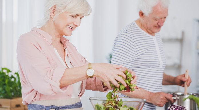 Yaşlılarda Beslenme ve Sık Yapılan 5 Hata!