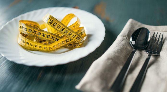 Zayıflamada Doğru Bilinen Yanlışlar 7: Hiçbir Şey Yemezsem Zayıflarım!